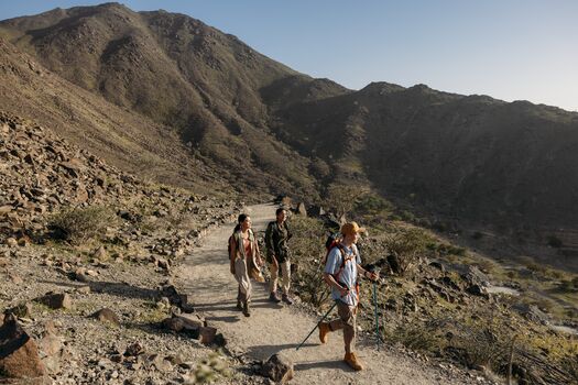 Web Al Rabi Tower (Hiking)